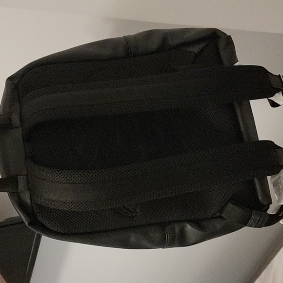 Versace Medusa plaque backpack - Picture 2 of 8